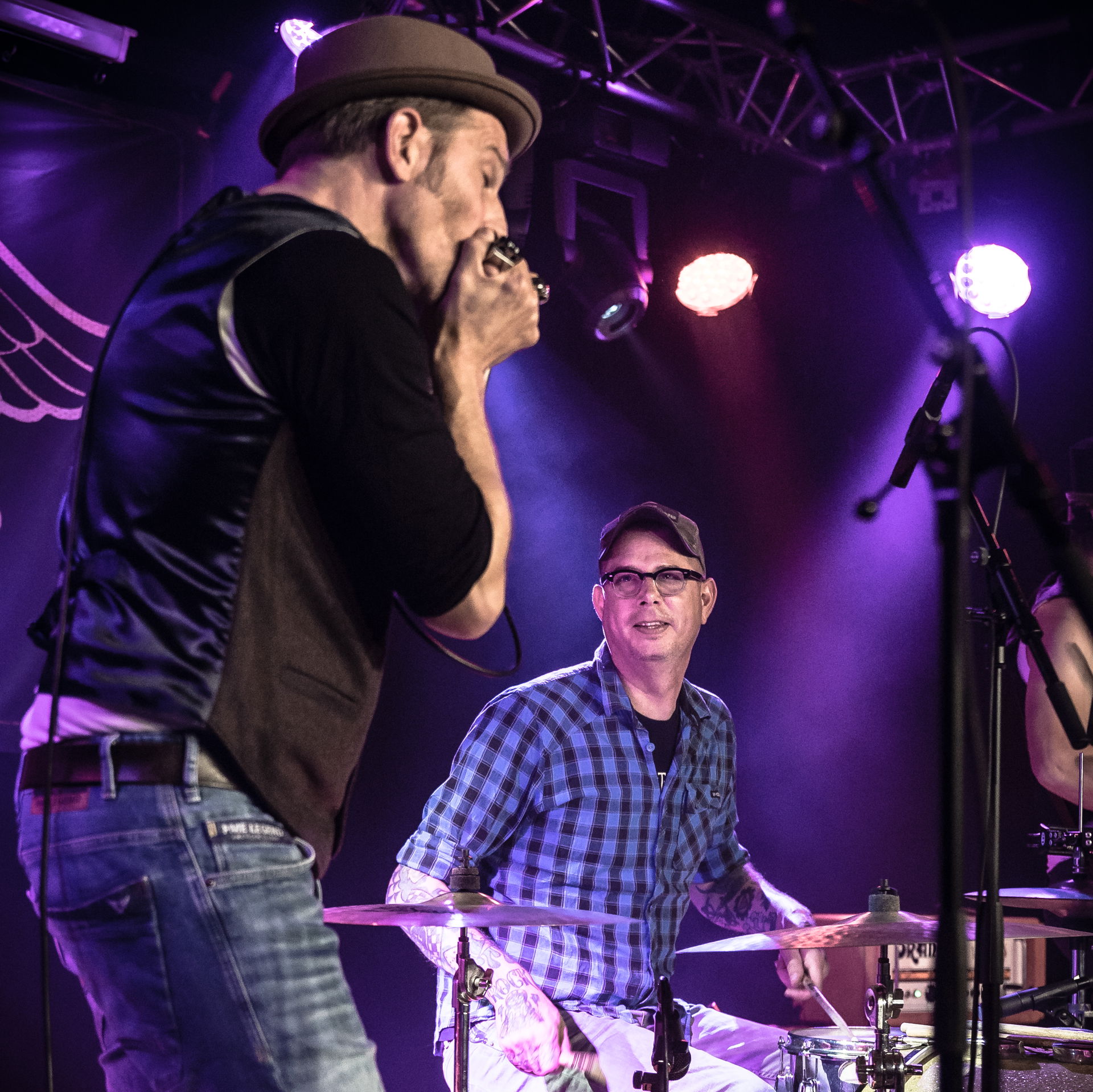 Photo Anya maakte foto's van het optreden van Bacon Fat Louis tijdens de Bluesnight op 5 oktober 2019 in Het Podium