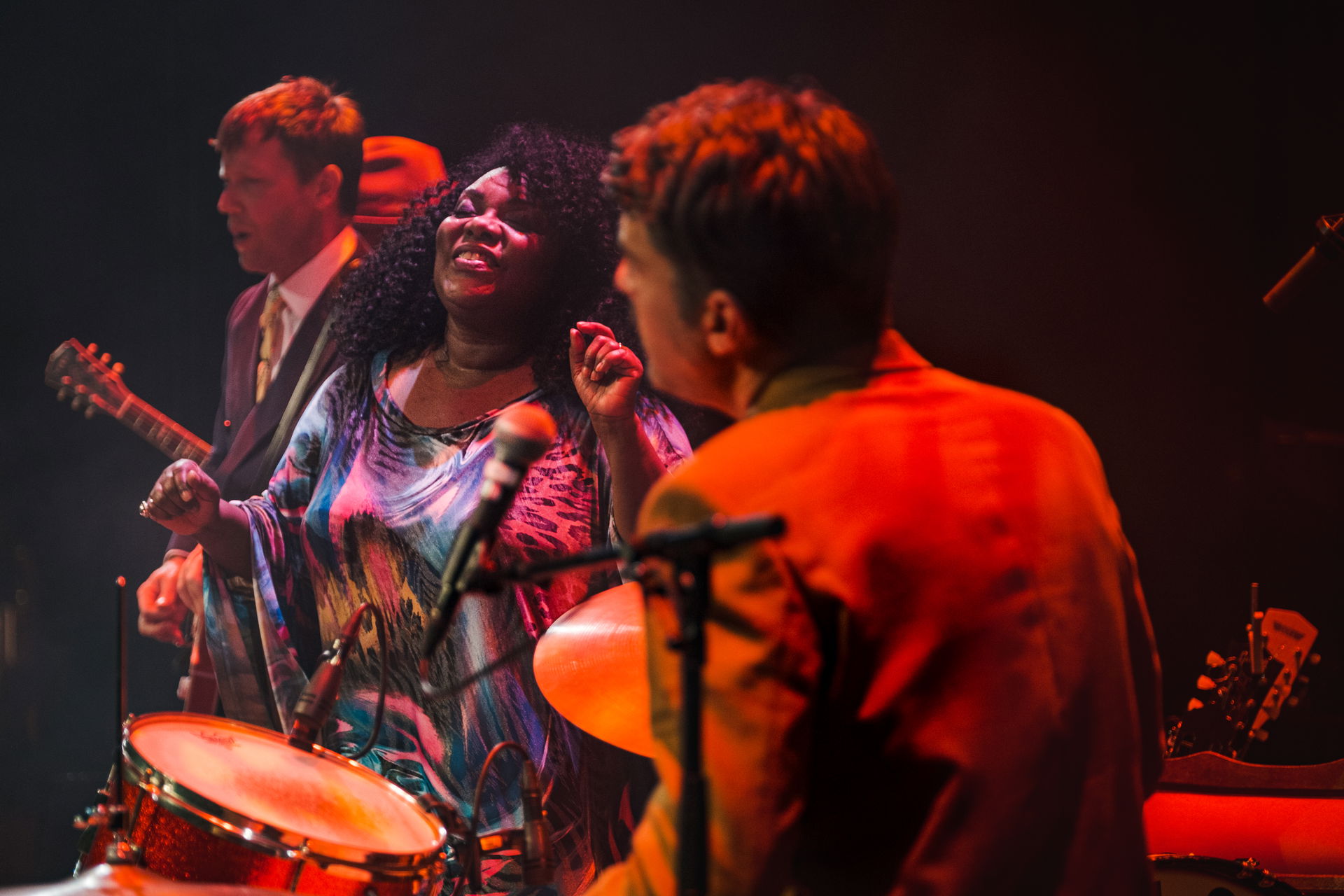 Michelle David & the True-tones speelden op 10 september 2021 een tuinconcert in Hoogeveen. Het concert vond wegens slecht weer binnen plaats.