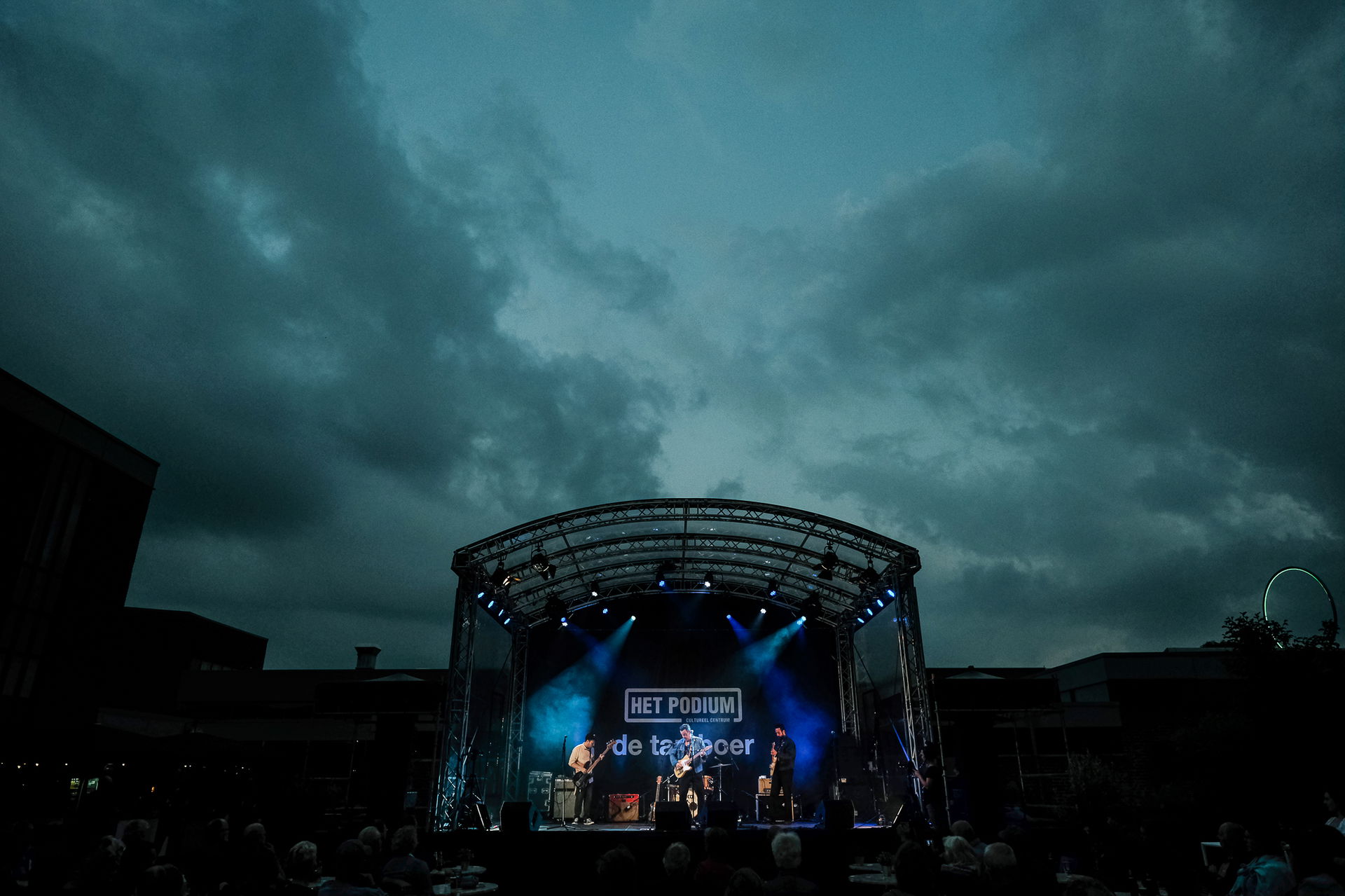 Tuinconcert Ian Siegal 2021 - Foto's Tjeerd Derkink