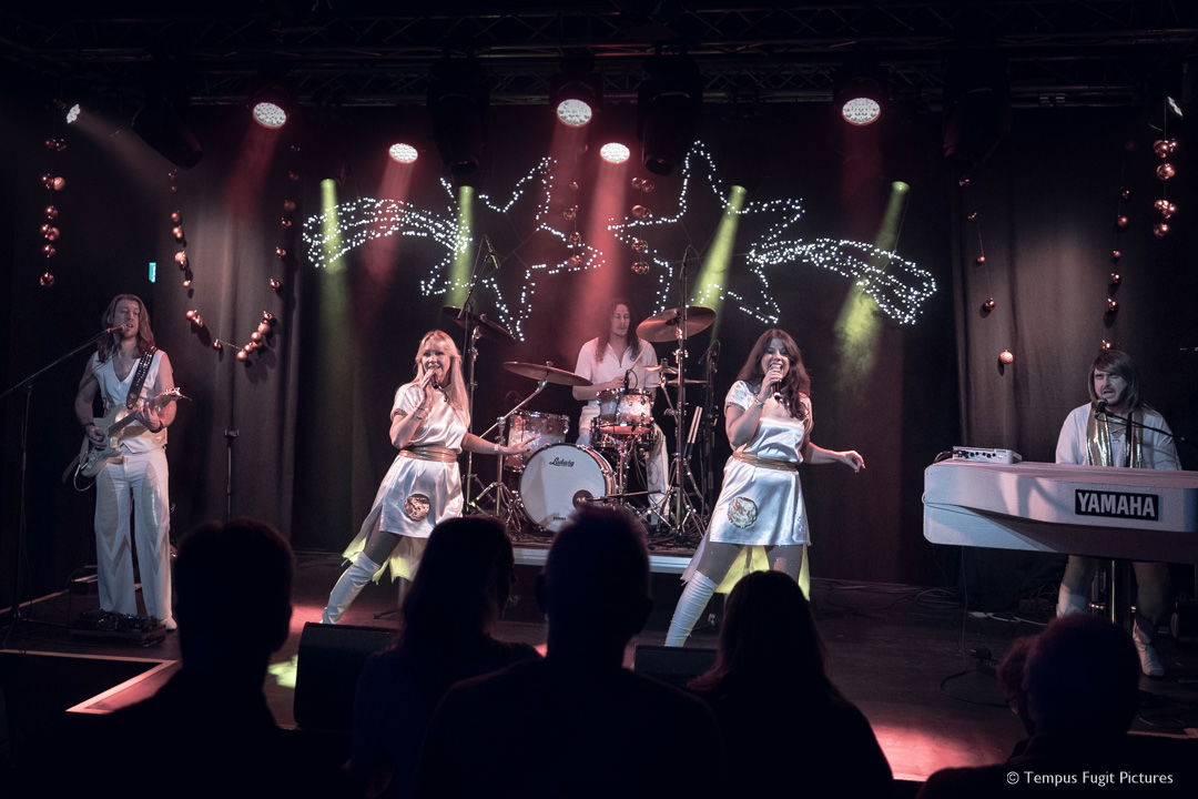 Revival Abba Tribute - Ellis Mulder - Tempus Fugit Pictures