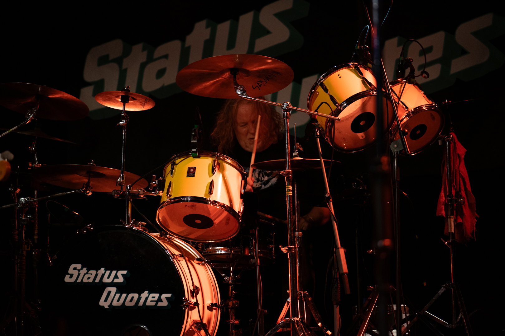 Status Quotes - Het Podium Hoogeveen - Samantha le Febre