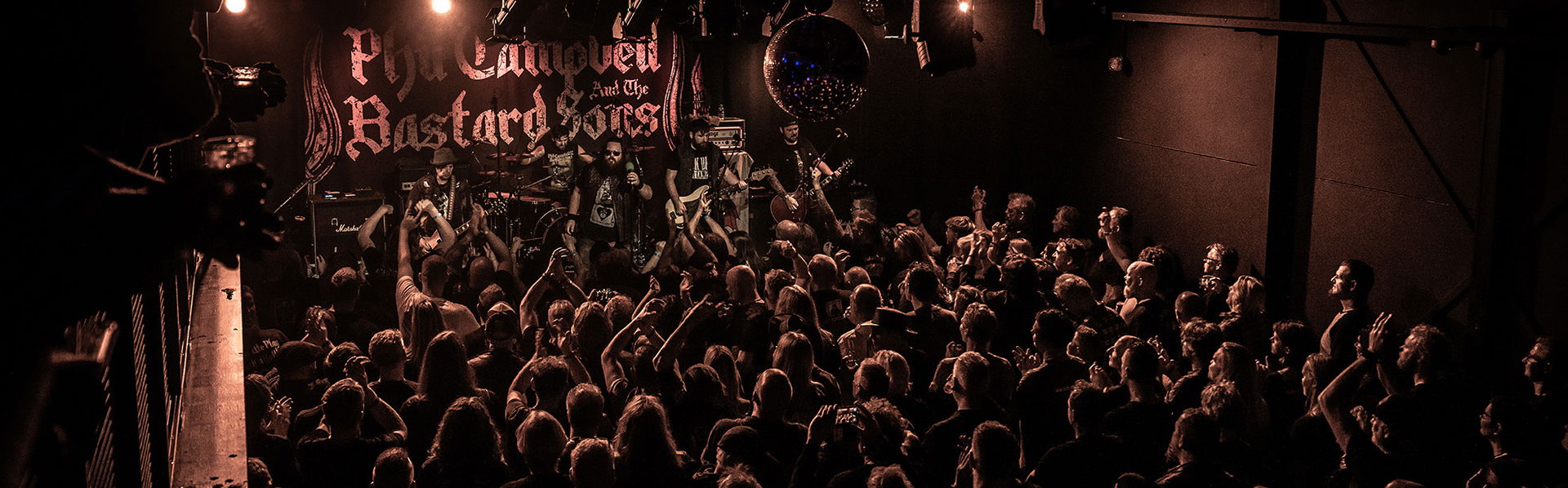 Phil Campbell And The Bastard Sons - Photo Anya