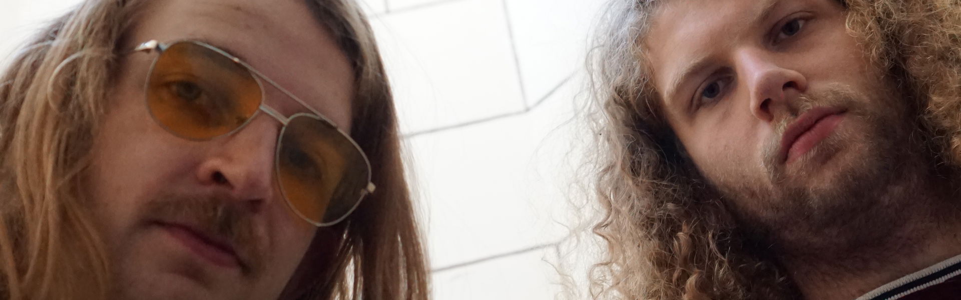 Money & the Man speelt een livestream concert tijdens Locked & Live in Het Podium