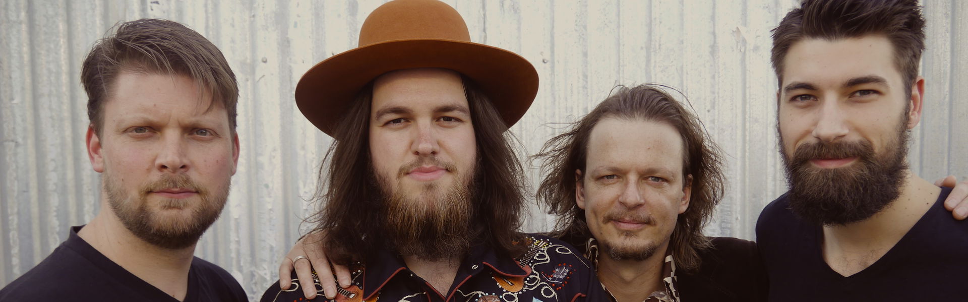 Voltage is terug met een nieuw album op zak: It's About Time. Verwacht songs met invloeden uit de southern rock, blues rock en de vibe van americana, die in een aantal songs zeker terug te horen is.