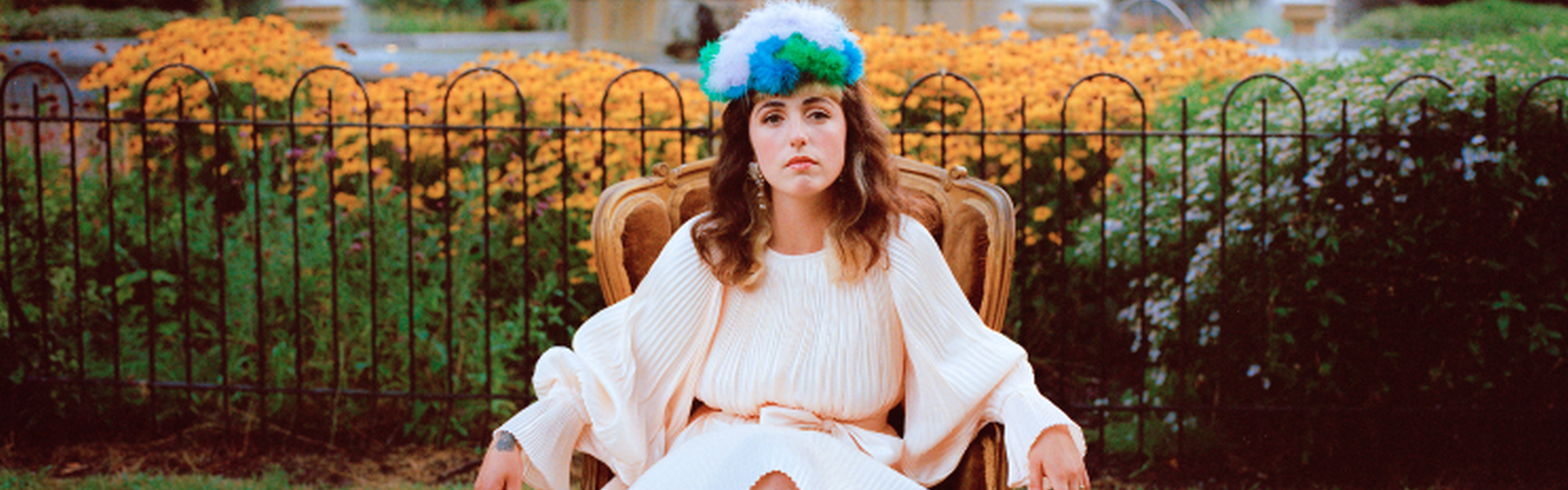 Locked & Live - Sophie Straat