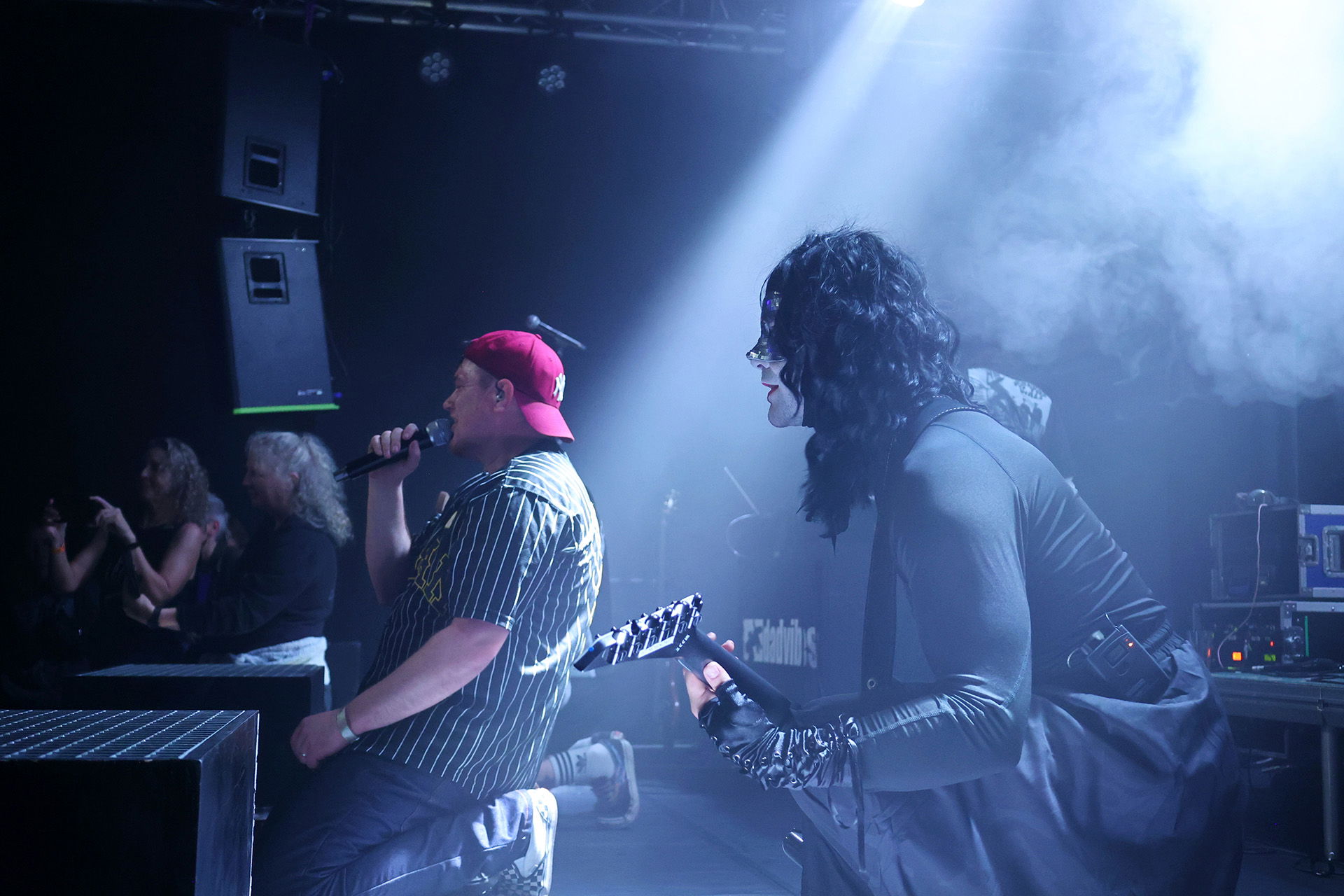 The Hunting Party + Dad Vibes - Martin Peelen