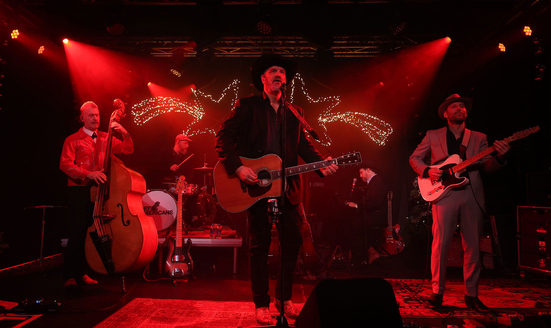 Def Americans - Martin Peelen