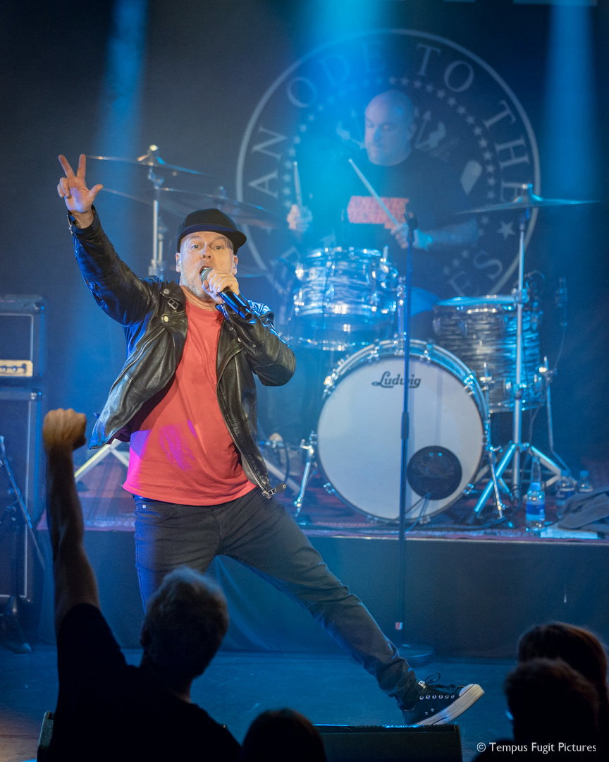 Ramones Alive - Tempus Fugit 