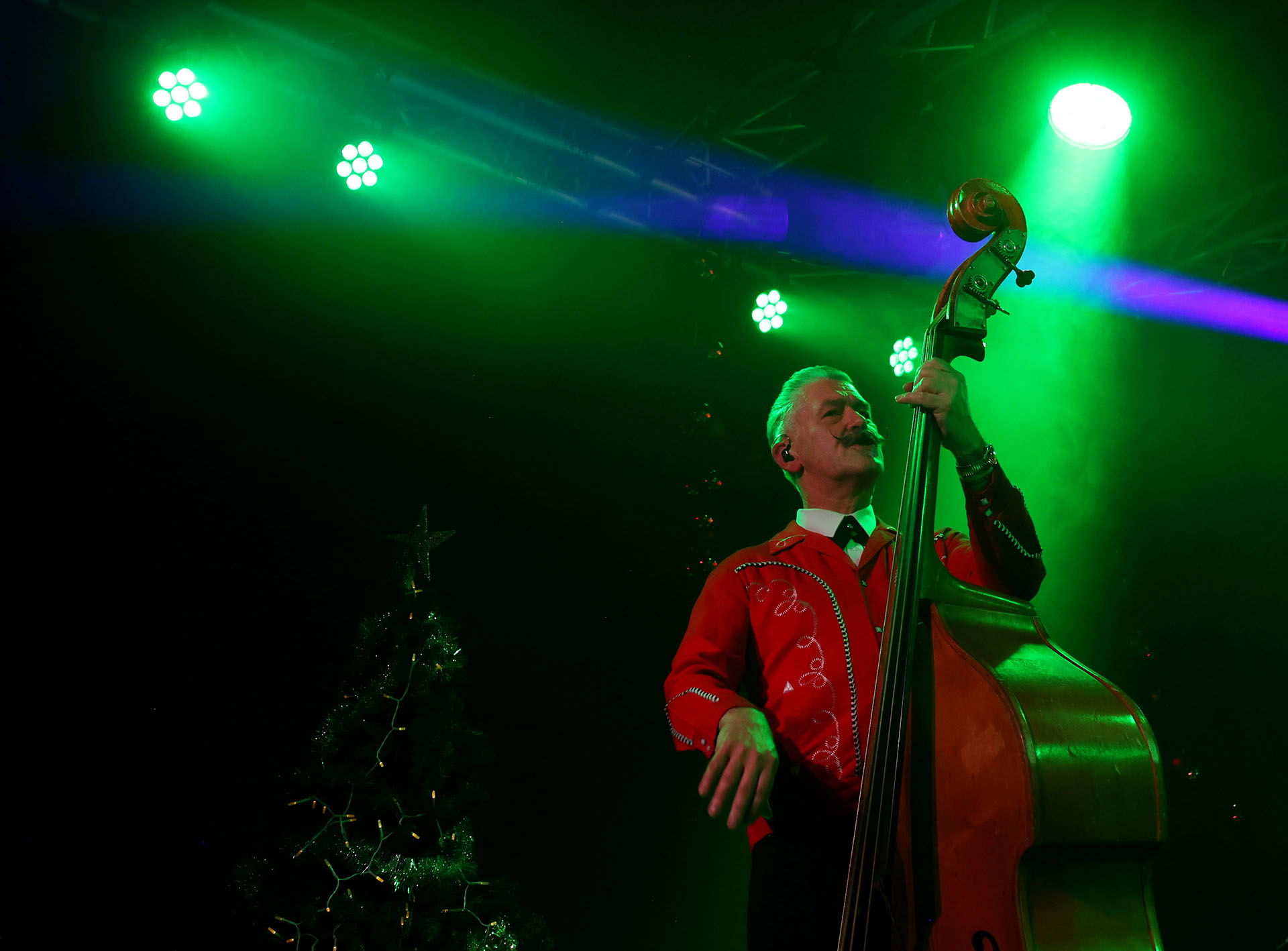 Def Americans - Martin Peelen