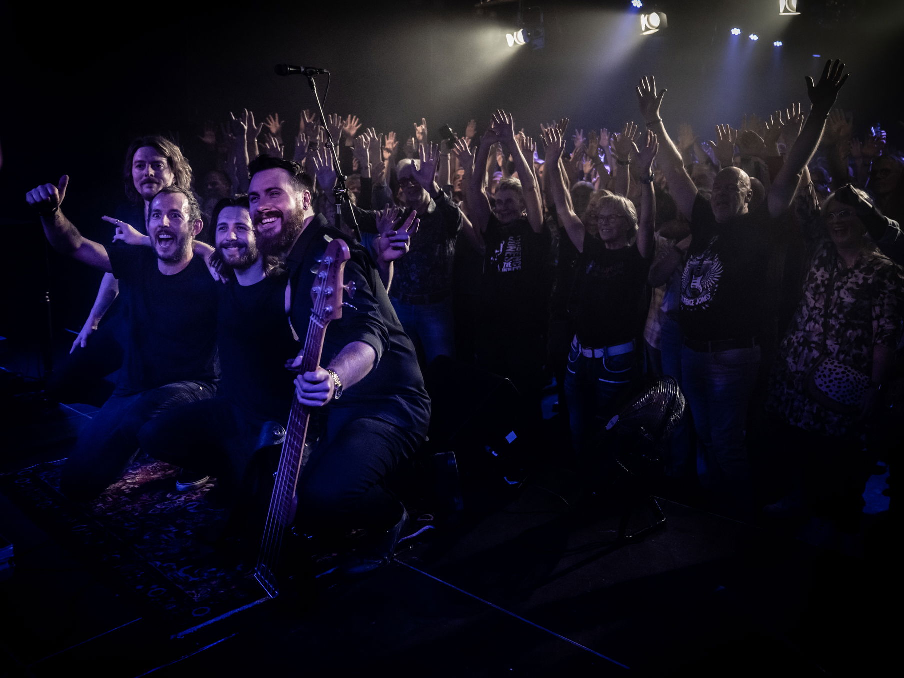 Laurence Jones - Photo Anya - 2022 in Het Podium