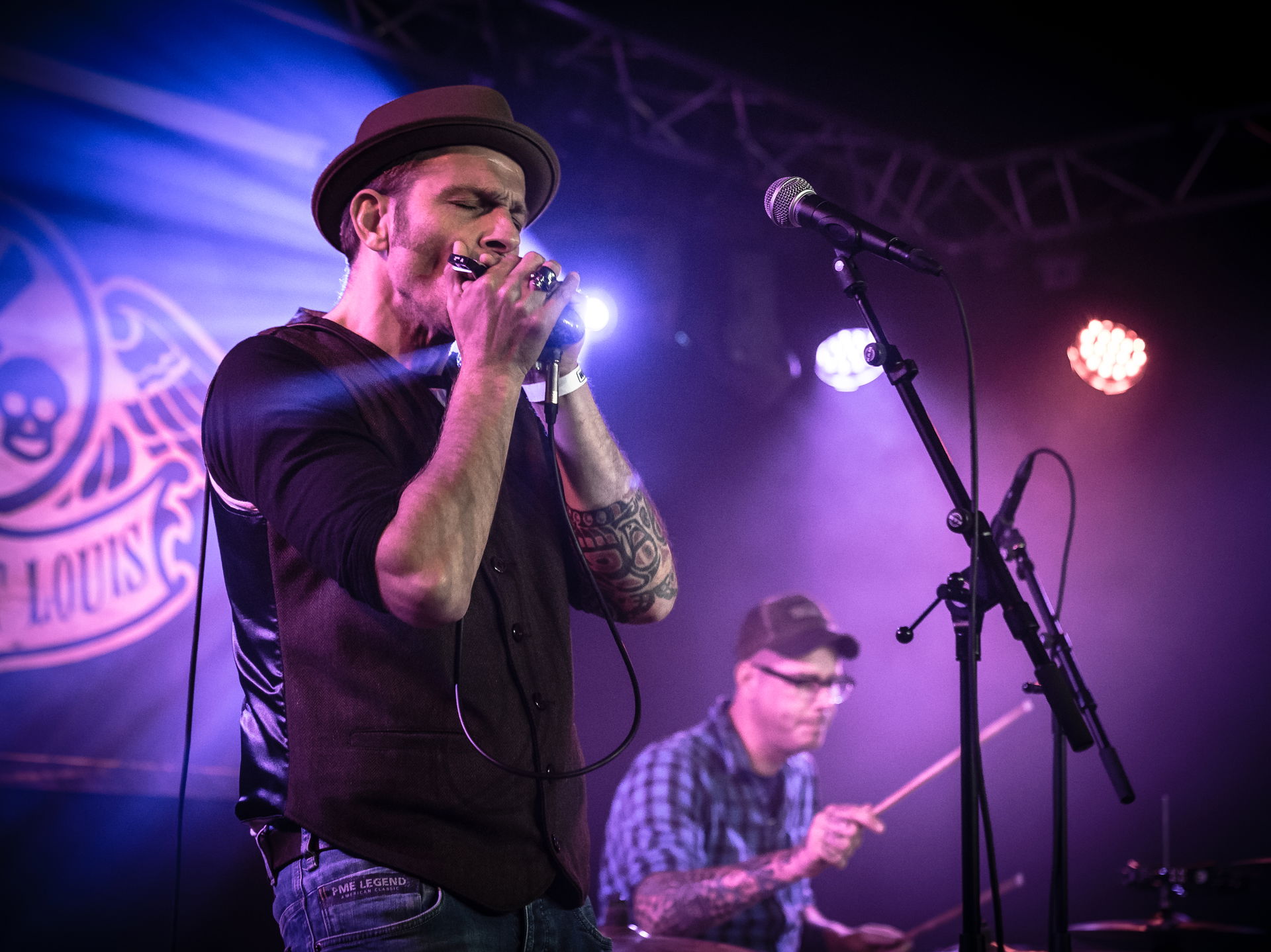 Photo Anya maakte foto's van het optreden van Bacon Fat Louis tijdens de Bluesnight op 5 oktober 2019 in Het Podium