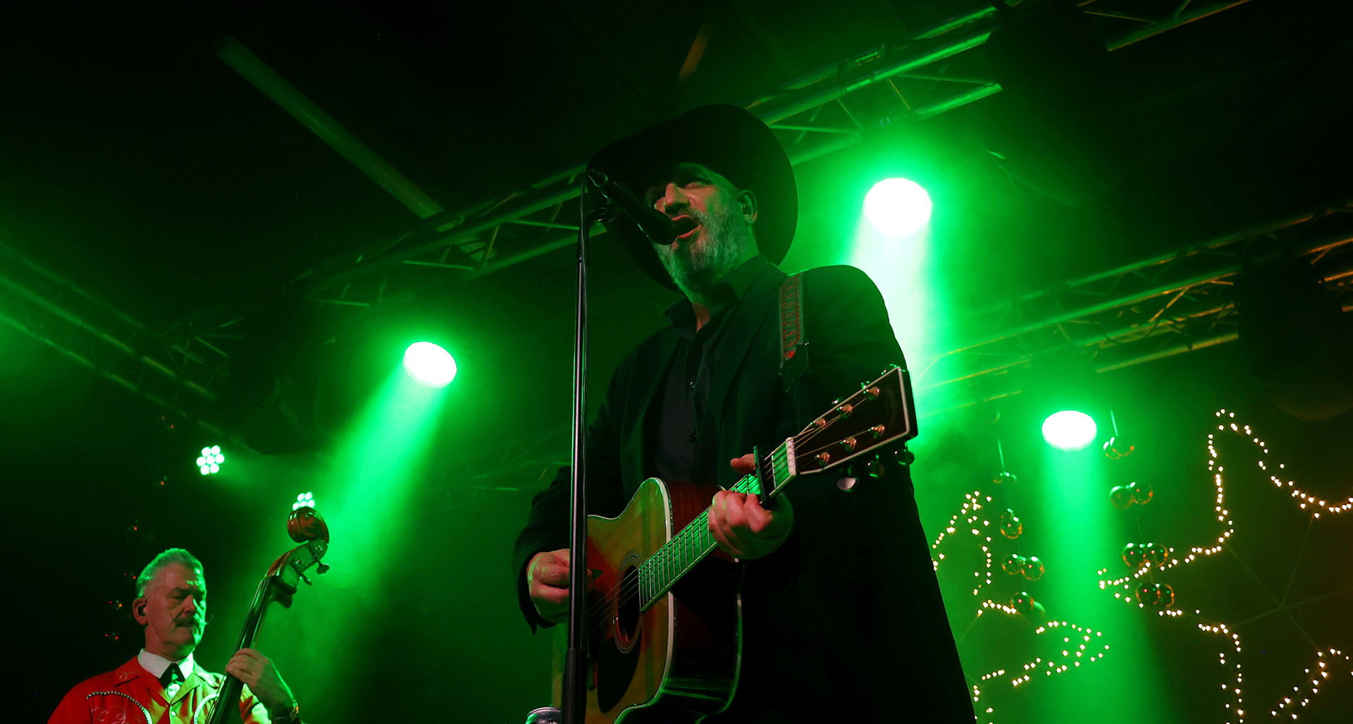 Def Americans - Martin Peelen