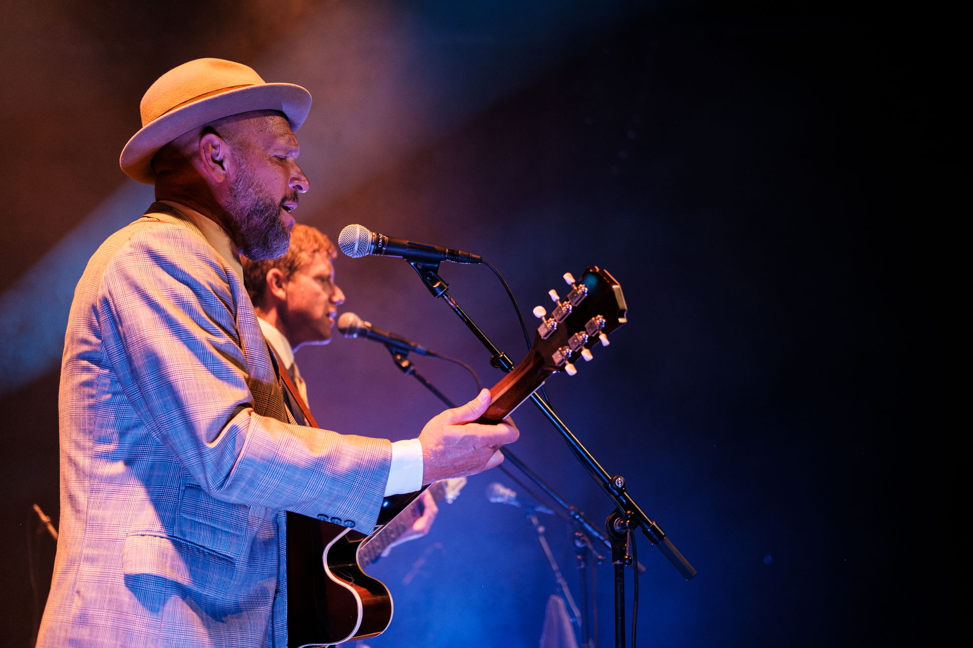 Michelle David & the True-tones speelden op 10 september 2021 een tuinconcert in Hoogeveen. Het concert vond wegens slecht weer binnen plaats.