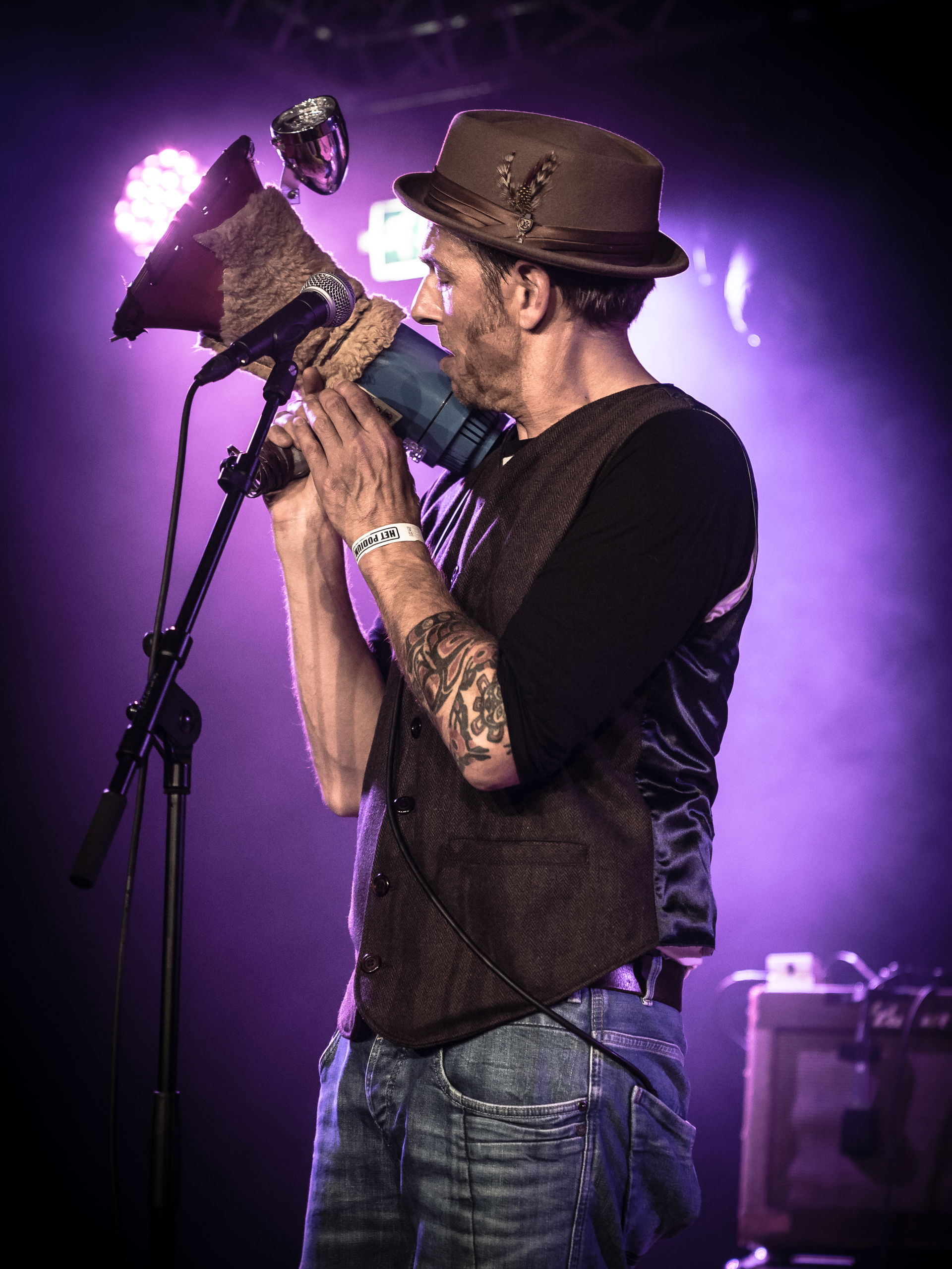 Photo Anya maakte foto's van het optreden van Bacon Fat Louis tijdens de Bluesnight op 5 oktober 2019 in Het Podium