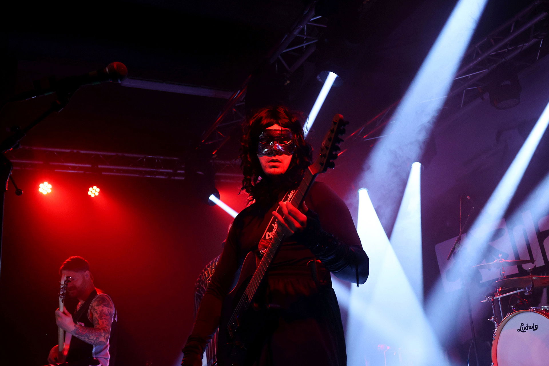 The Hunting Party + Dad Vibes - Martin Peelen